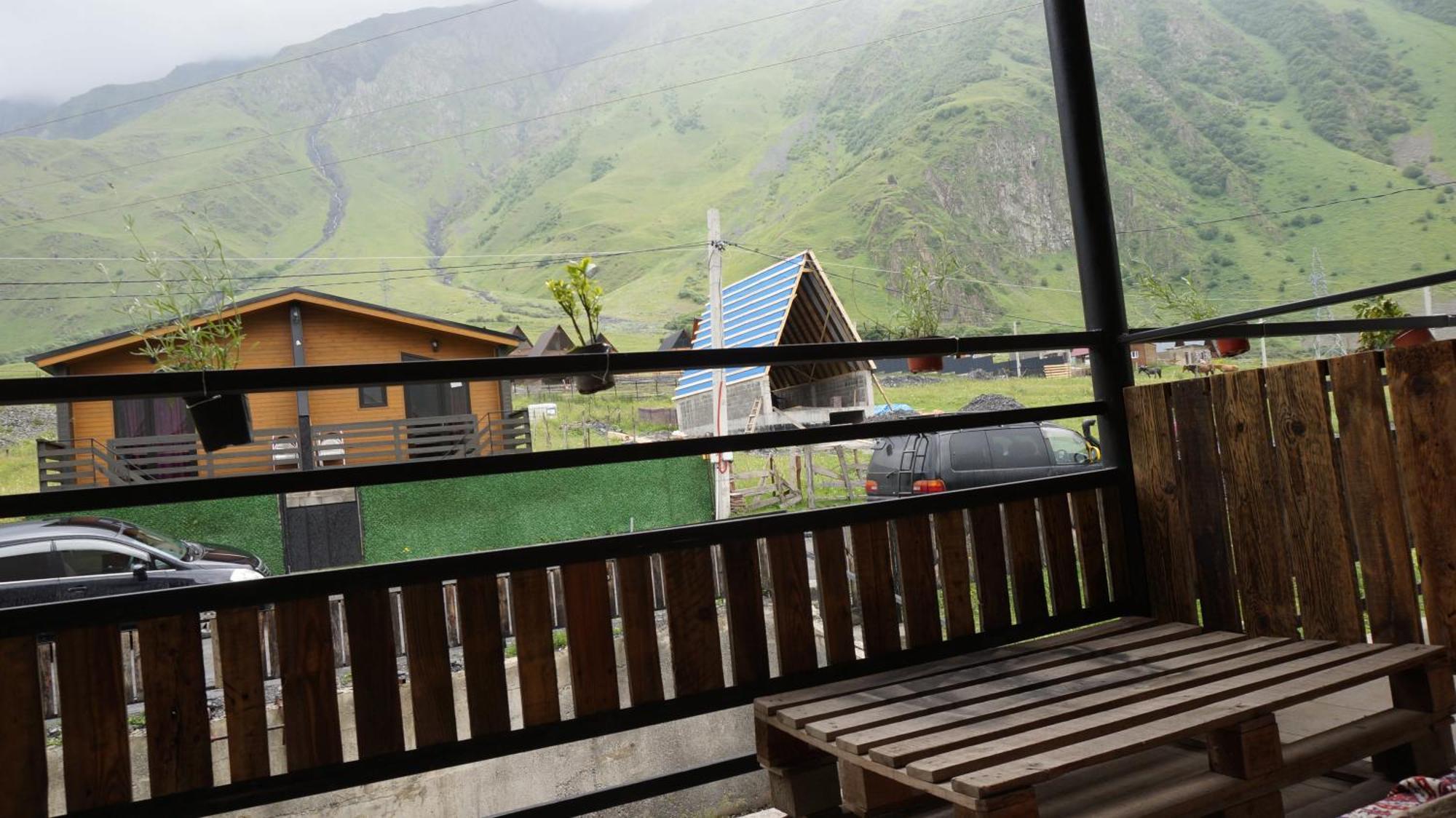 Arte In Kazbegi Hotel Exterior foto