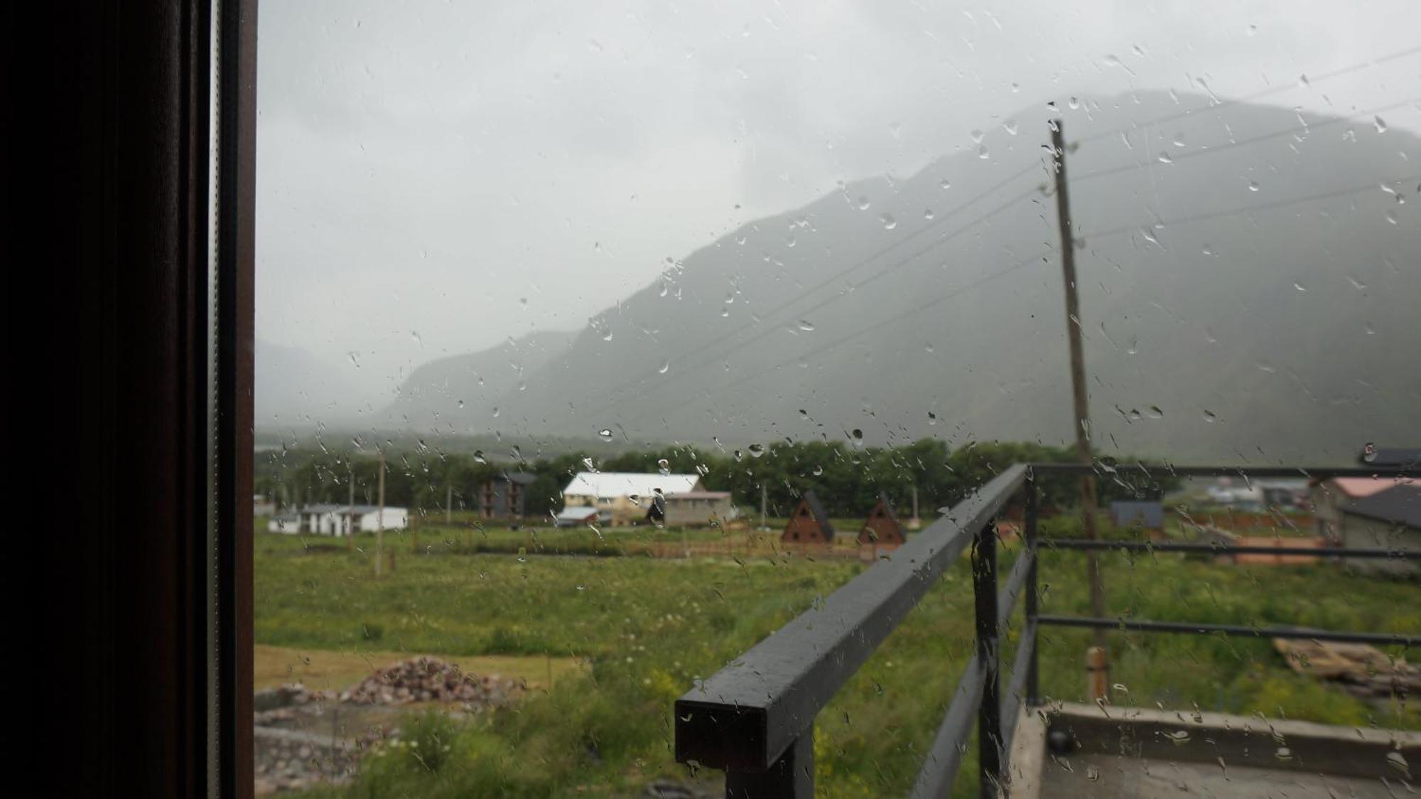 Arte In Kazbegi Hotel Exterior foto