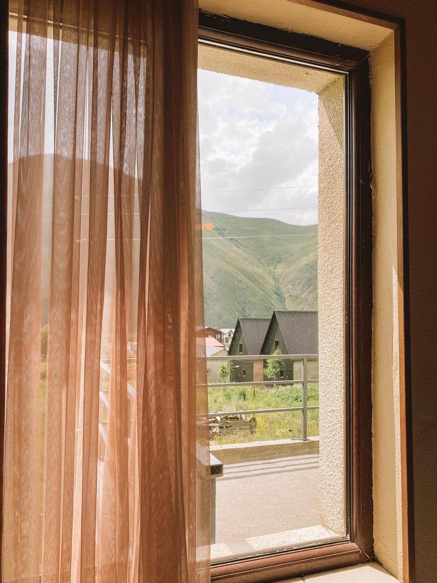 Arte In Kazbegi Hotel Exterior foto